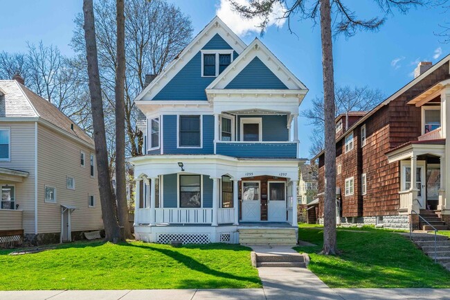Building Photo - 1257 Glenwood Blvd Rental