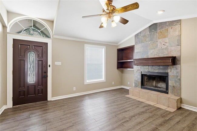 Photo - 915 Vargas Rd