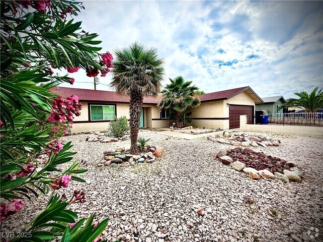 Building Photo - 4881 E Imperial Ave Rental