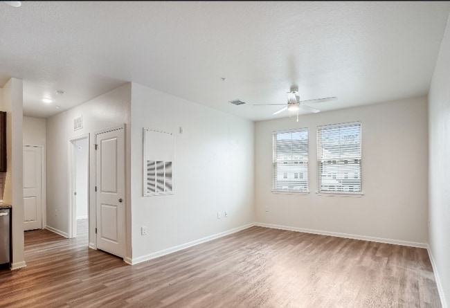 Photo - Ekos Magnolia Oaks