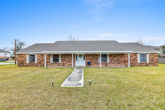 Photo - 1412 W McNeese St Casa