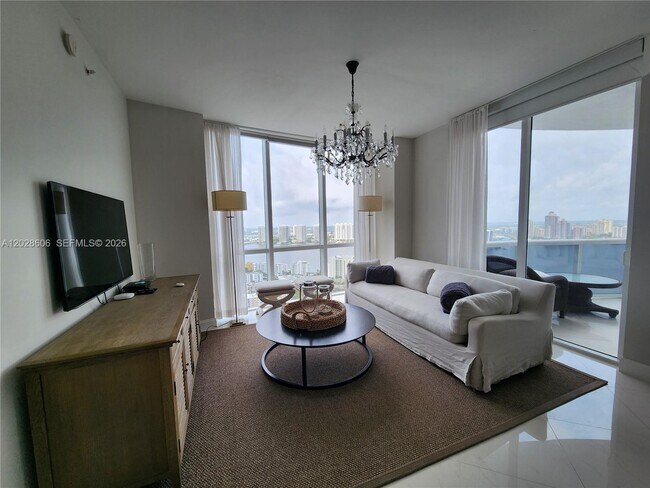 Photo - 18201 Collins Ave Unidad 4101A