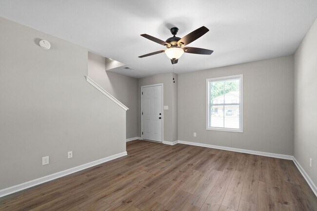 299 Smithson Ln Unit C