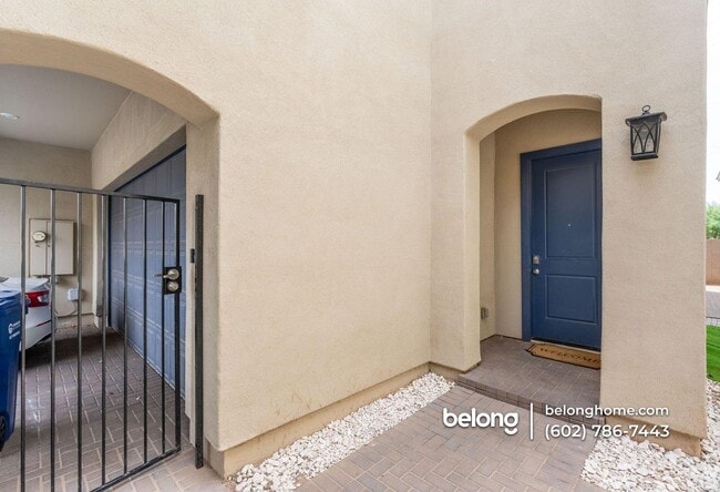 Photo - 221 E Balsam Dr