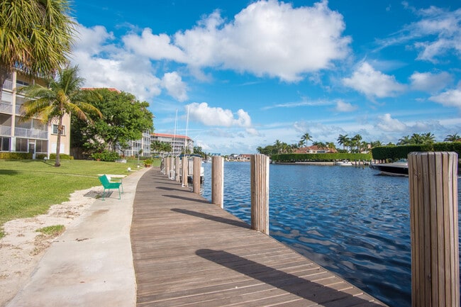 Photo - 230 N Federal Hwy Unit 205