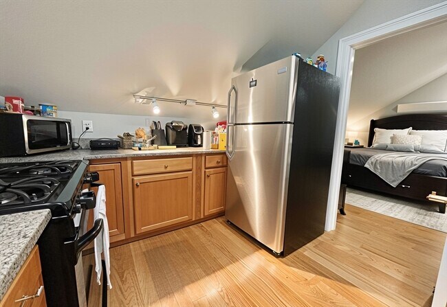 Building Photo - 21 Chestnut Hill Ave Unit 3