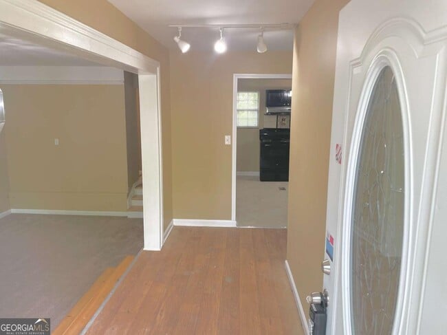 Photo - 4241 Marjorie Rd SW