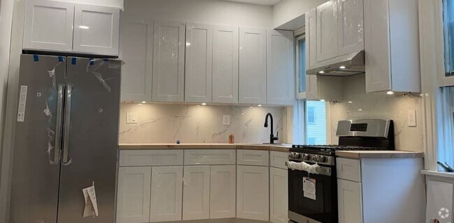 Building Photo - 27 Van Riper Ave Unit 2 Rental