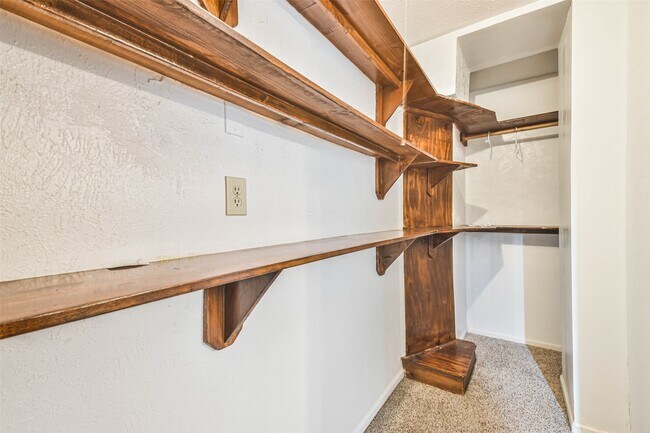 Photo - 12 Coralberry Rd