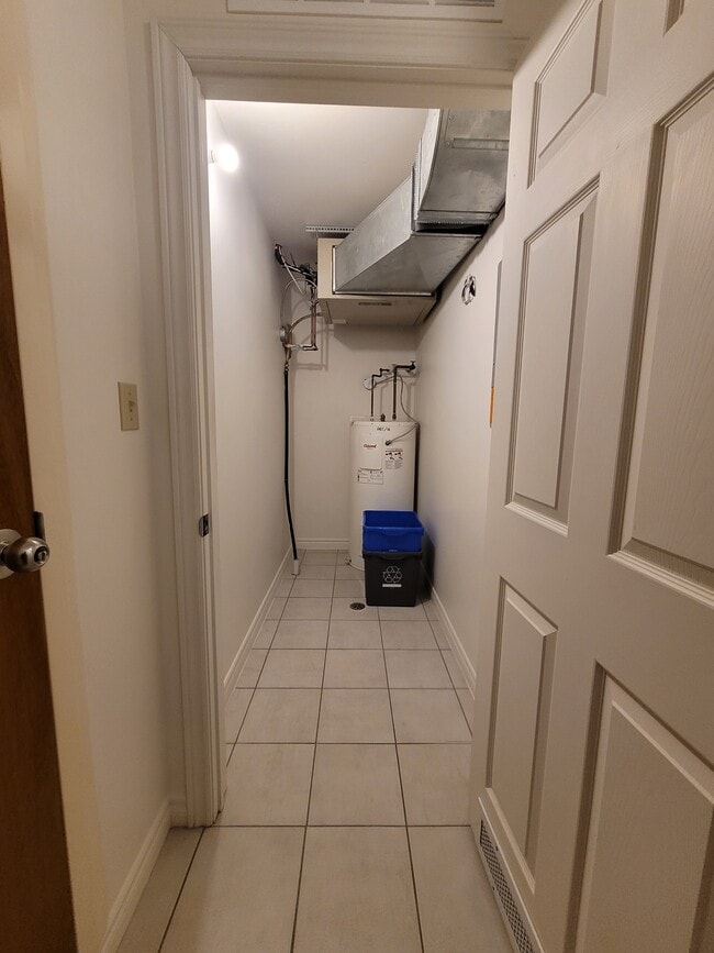 Photo - 385 Westwood Dr Unit 1