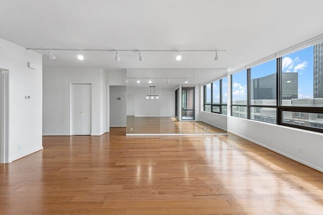 Photo - 5150 Hidalgo St Unidad 805