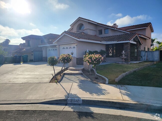 Building Photo - 2story Home nestled in Corona Hills