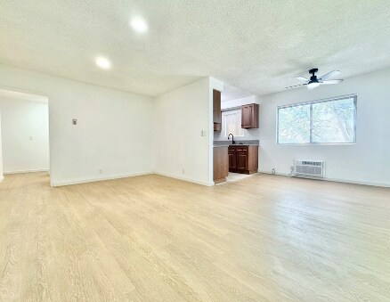 Photo - 6561 Fulton Ave