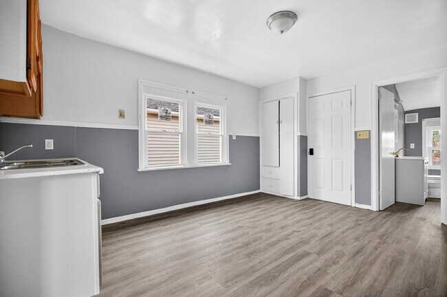 Photo - 12708 Craven Ave Unit 2