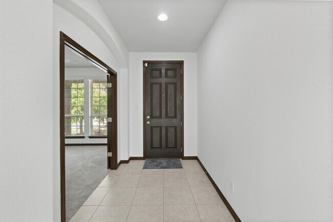 Photo - 221 Mandana St