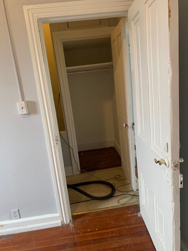 Photo - 725 Washington St Unit 2nd FL Front