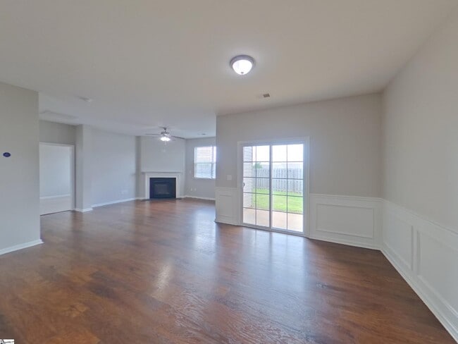 Photo - 312 New Spring Ln