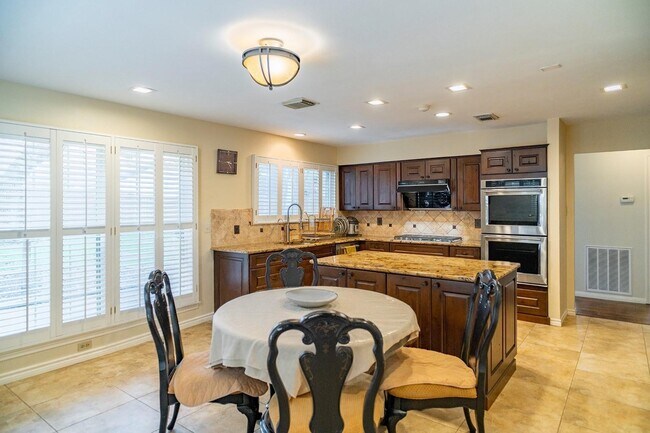 Photo - 18310 Spellbrook Dr