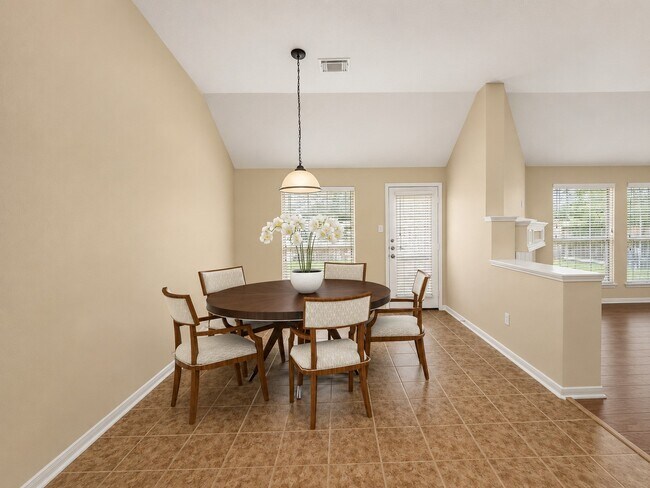 Photo - 9010 Carriage Point Dr