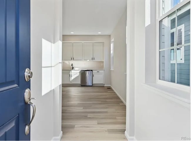 Entrada privada - 8916 Snake River St Unidad In-law Suite