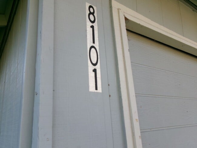 Photo - 245 Unit 8101