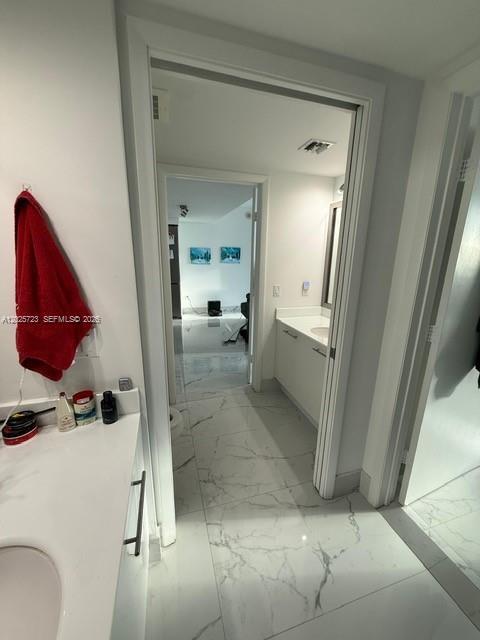 Photo - 92 SW 3rd St Unit 2109