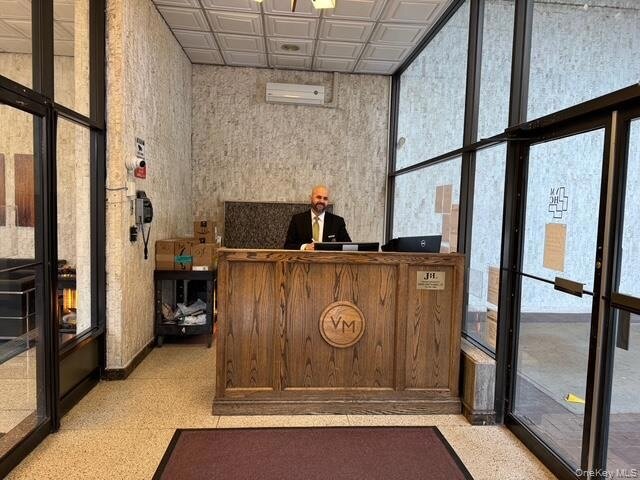 Photo - 150-38 Union Tpke Un Unidad Phg