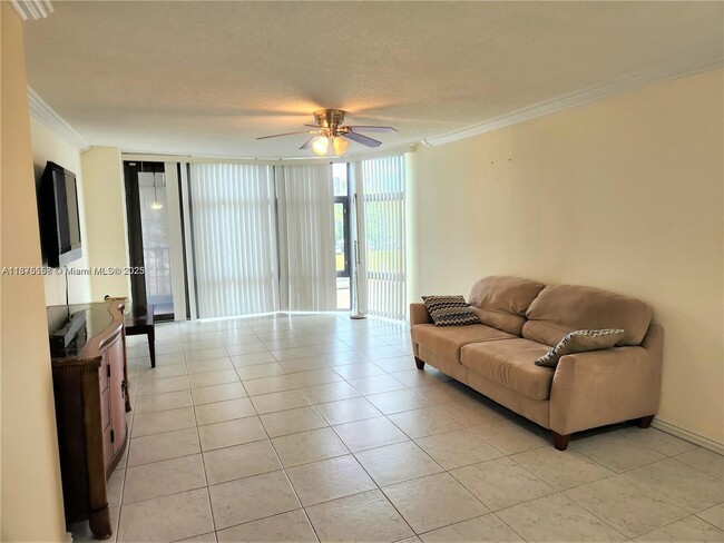 Photo - 3375 N Country Club Dr Unit 3