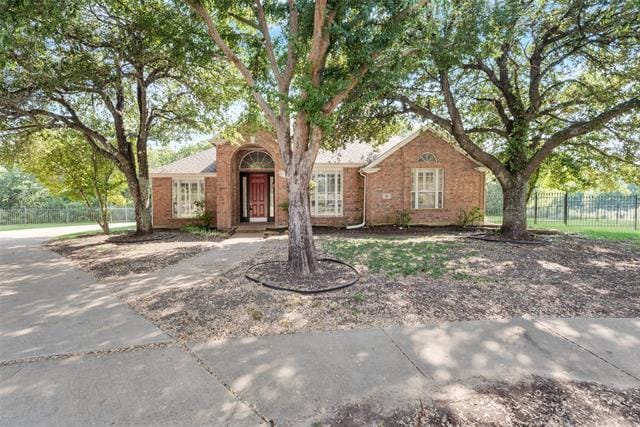 Photo - 217 Stanford Ct Casa