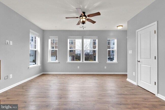 Photo - 9713 Glassy Creek Way