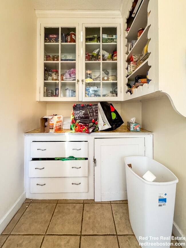 Photo - 28 Manet Rd Unit 1