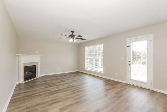 Photo - 766 Patriot's Point St