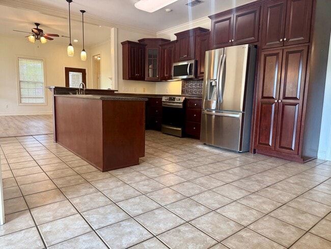 Photo - 364 Spring Hill Dr