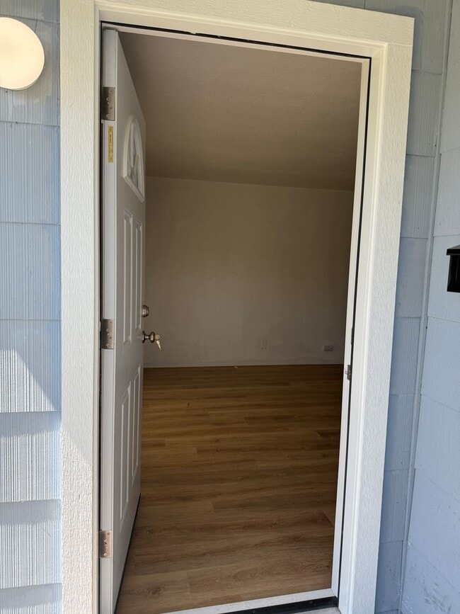 Photo - 960 Maryland Ave