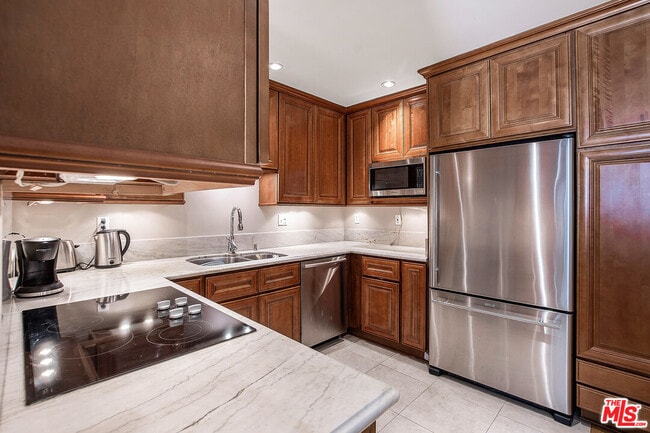 Photo - 1351 N Crescent Heights Blvd Unit 118
