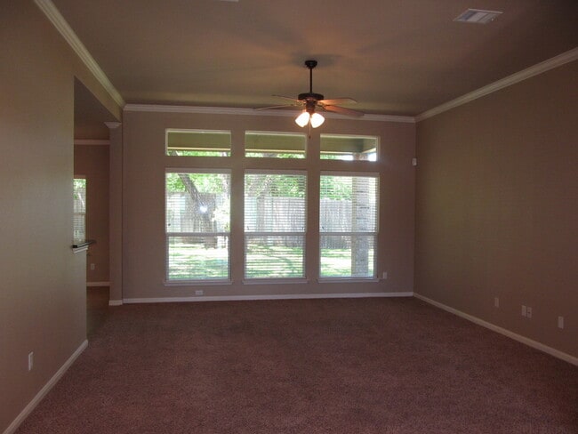 Photo - 4 BEDROOM EXECUTIVE HOME, BELTON ISD