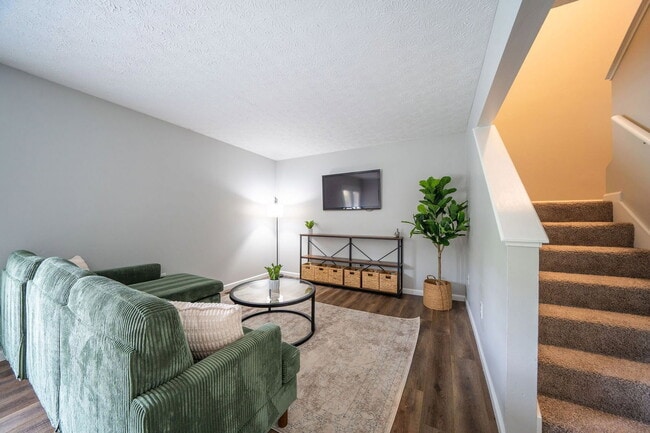 3136 Griggsview Ct