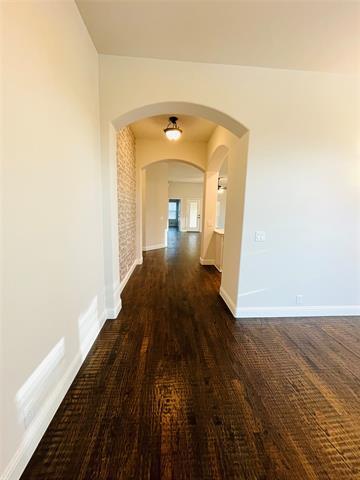 Photo - 2123 Victoria Ln