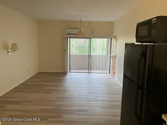 Photo - 2180 Country Club Dr Unit 215