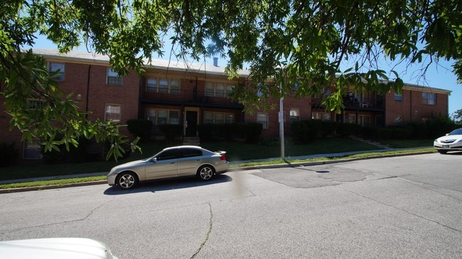 Building Photo - 1504 Upshire Road - 8219 Rental