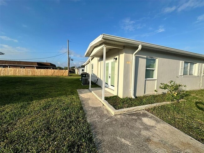 Photo - 6025 Deming Ave
