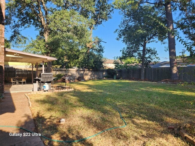 Photo - 515 Shady Glade Dr