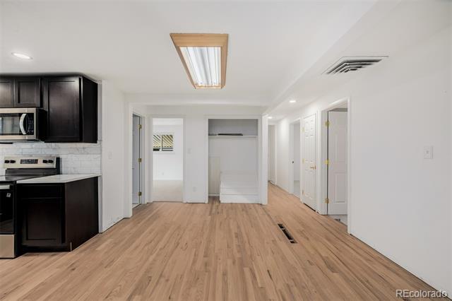 Photo - 2567 Benton St