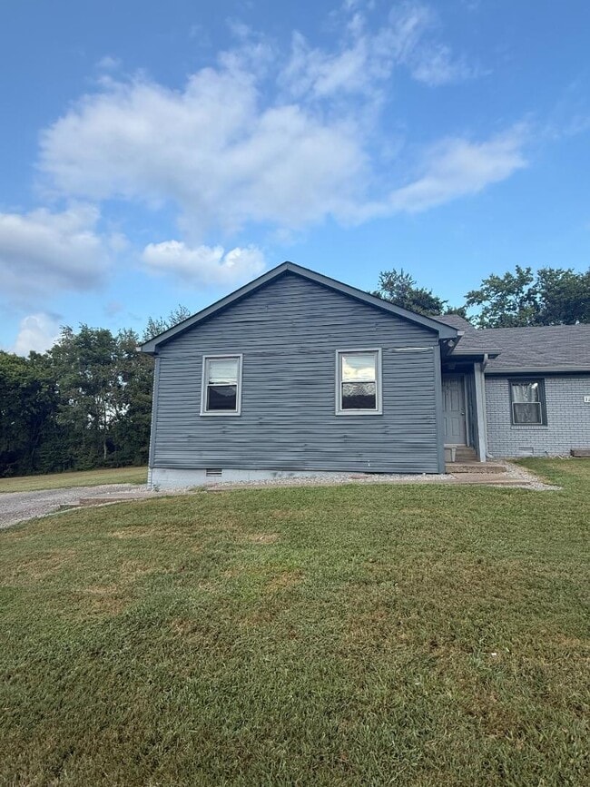 Building Photo - 124 Crestview Dr Rental