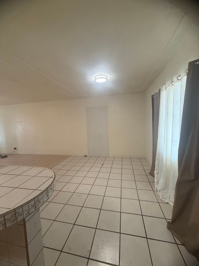 426 Southwind Dr Unidad Main House