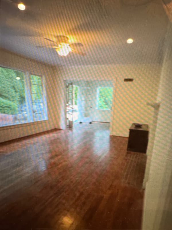 917 Greenwood Rd
