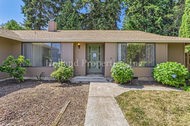 1005 SW 192nd Ct