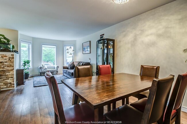 Photo - 3826 Maguire St Unit 1