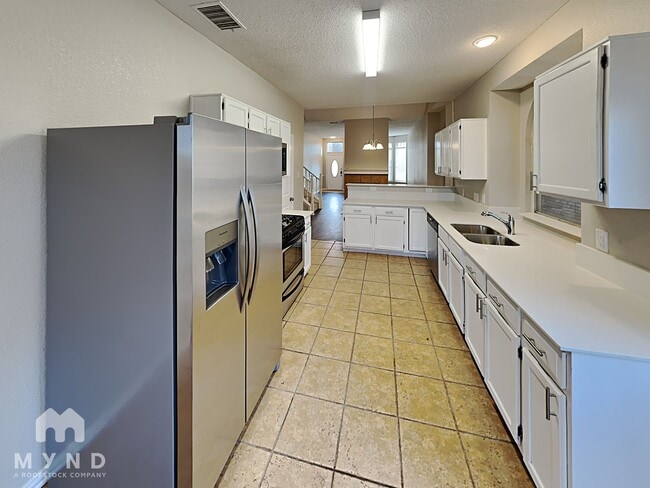 2341 Baretta Dr