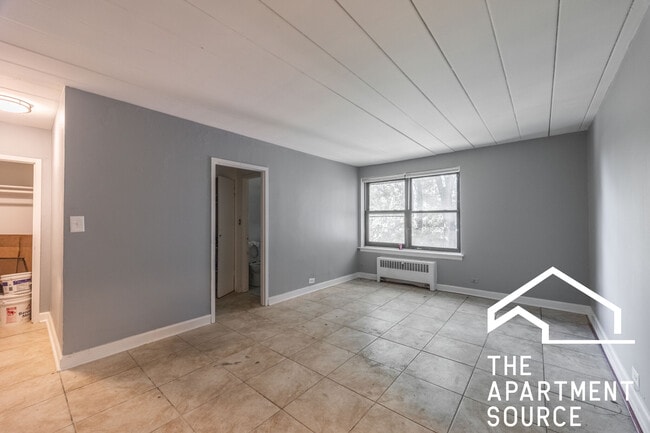 Photo - 1360 W Touhy Ave Unit 305